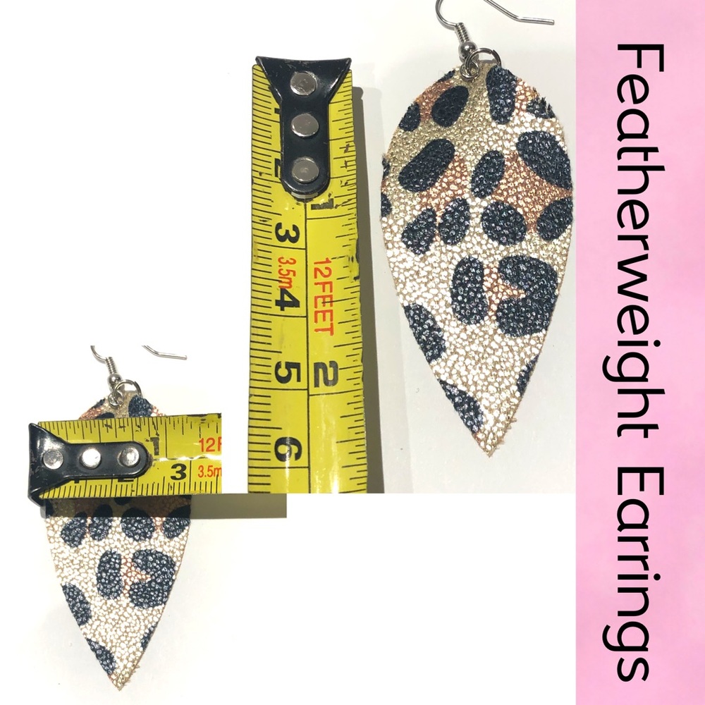 LEOPARD Gold Metallic Featherweight Earrings - Picture 5 of 6